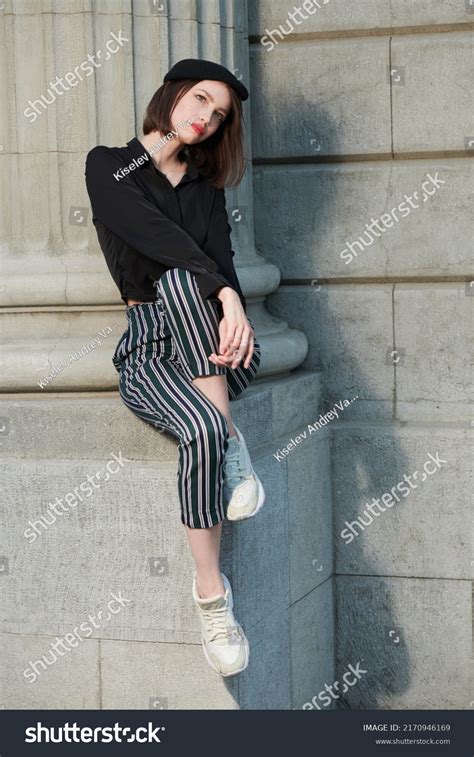 Portrait Beautiful Brunette Girl Bob Haircut Stock Photo Shutterstock