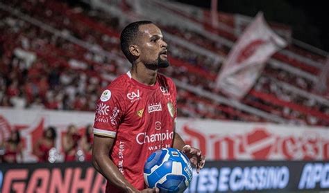 Léo Duarte espera dificuldades contra o Sport mas afirma vamos para