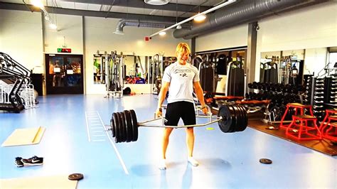 Off-Ice Hockey Training: 3 Simple Ways to Gain Strength and Speed