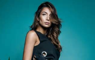 Lisandra Silva celebra un millón de seguidores en Instagram con fotos en bikini Tecache cl