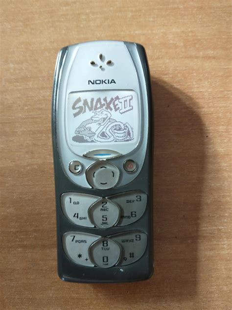 Nokia 2300