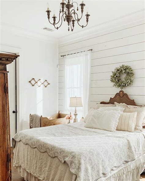 28 Farmhouse Rustic Bedroom Ideas for a Cozy Night’s Sleep