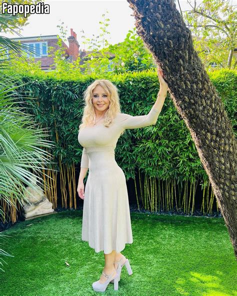 Carol Vorderman Nude Leaks Photo Fapopedia