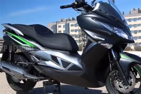 Geger Kawasaki Rilis Motor Matic J Desain Sporty Dan Kekar Honda