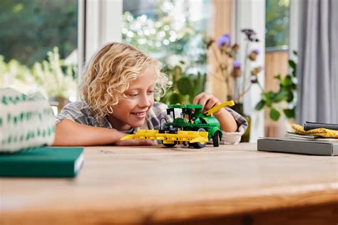 Lego Technic Kombajn John Deere Forage Harvester Pojazd Klocki