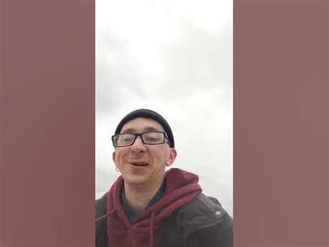 На велосипеде под дождём - YouTube