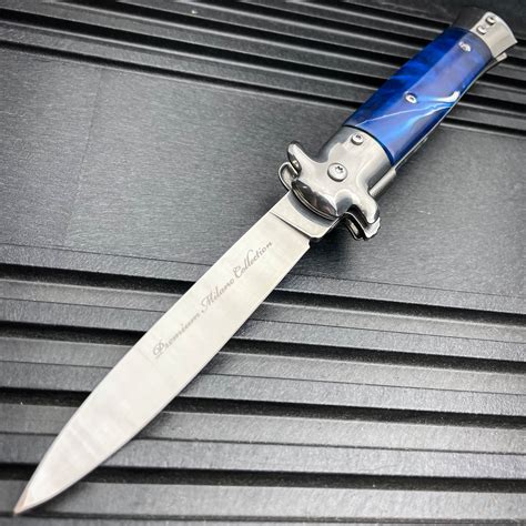 Italian Stiletto Pocket Knife - MEGAKNIFE