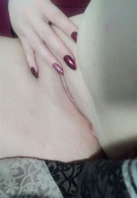 Do You Like My New Nails Porn Pic