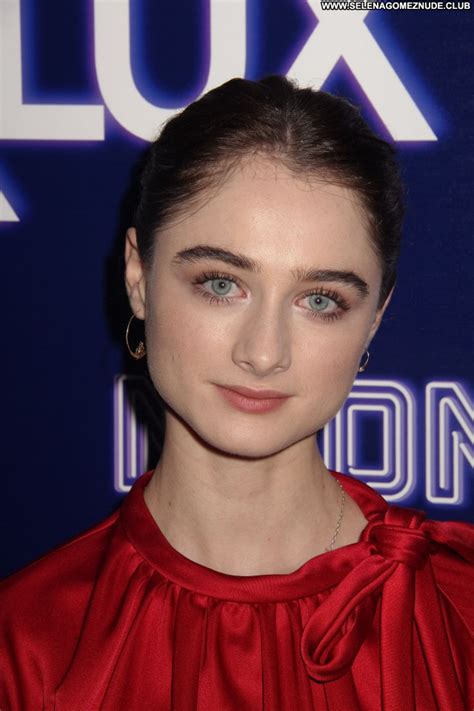 Raffey Cassidy No Source Babe Celebrity Beautiful Posing Hot Sexy