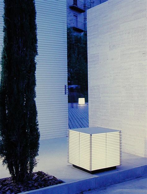 Solar Garden Lamps With Japanese Culture by Antoni Arola | HomeMydesign