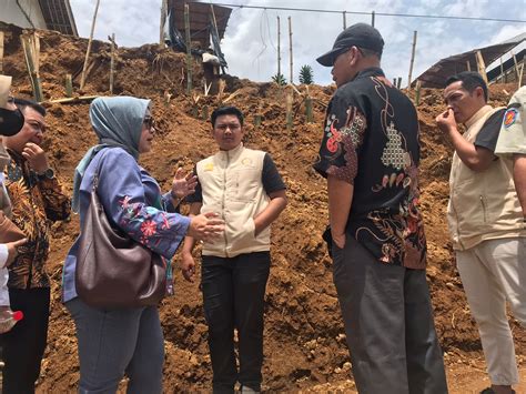 Lina Ruslinawati Tinjau Longsor Pasir Datar Indah Ini Hasilnya Radar