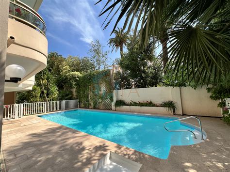 Vente Cannes Montfleury P Dans Residence De Standing Avec Piscine Min