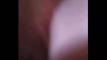 Milf sueca amateur con grandes tetas es arrastrada por el vecino mientras su marido no está