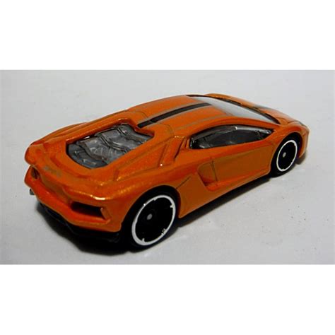 Hot Wheels - Lamborghini Aventador LP 700-4 - Global Diecast Direct