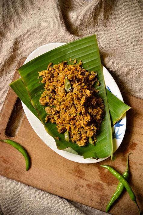 Kakka Irachi Thoran Kerala Clams Stir Fry With Coconut Kurryleaves Recipe Seafood