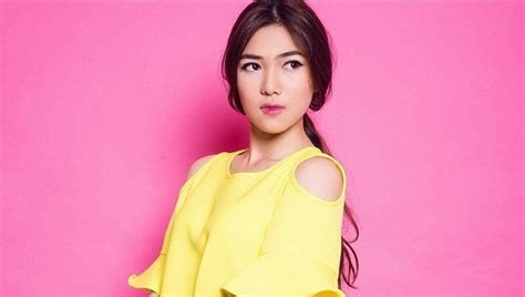 5 Youtubers Wanita Indonesia Paling Hot BB 18 KASKUS
