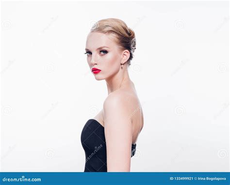 Beautiful Blonde Woman With Red Lipstick And Classic Fashion Sty Stock