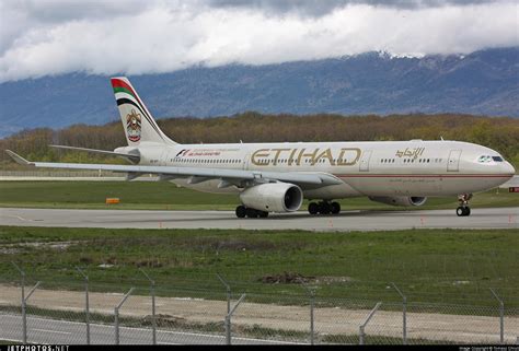 A Aff Airbus A Etihad Airways Tomasz Chrul Jetphotos