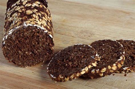 Вестфальский чёрный хлеб | Rye bread benefits, Food, Healthy bread