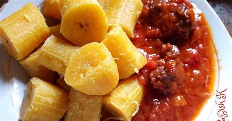 Boiled Plantain With Fresh Tomato Stew Recipe By Tonia Ugochukwu Bishop