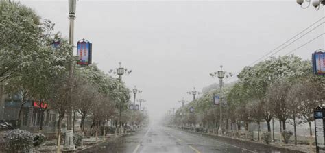 立夏之日，甘肃肃北县党城湾镇出现雨夹雪天气 甘肃省 雪花 新浪新闻