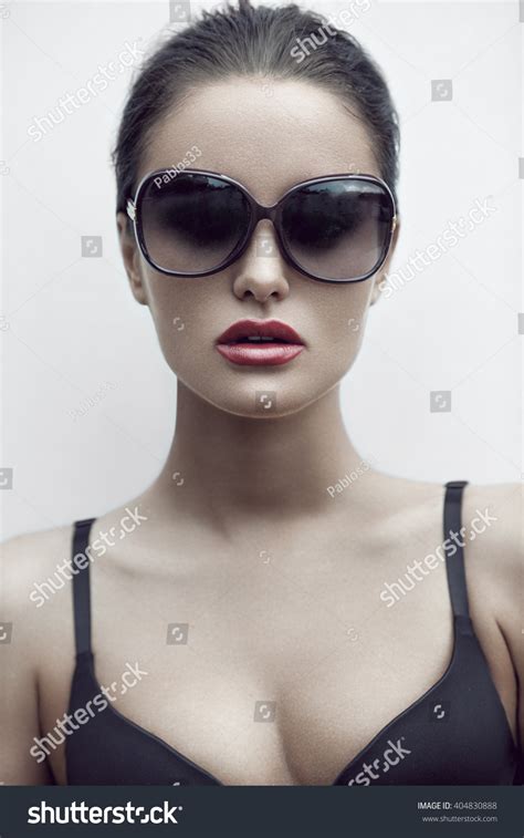 Fashion Beauty Portrait Beautiful Glamorous Brunette Stock Photo Shutterstock