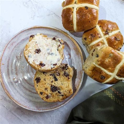 Air Fryer Hot Cross Buns Toast In Minutes The Air Fryer Kitchen