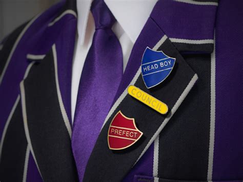 Your Guide To Choosing The Perfect Badge Design For Your School