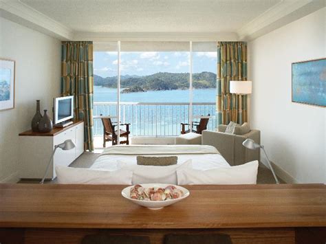 Best Price on Hamilton Island Reef View Hotel in Whitsunday Islands ...