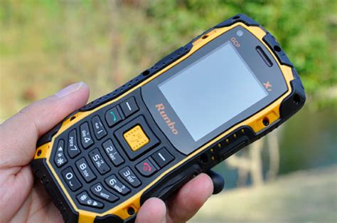 RUNBO X1 - odolný mobilní telefon - mobil - IP67 - vodotěsný ...