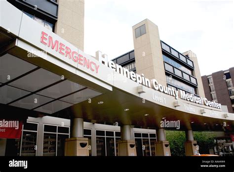 Hennepin County Medical Center emergency entrance. Minneapolis ...