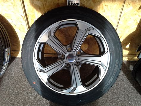 Genuine Vw T6 Sportline Alloy Wheels And Tyres 18 Satin Anthracite