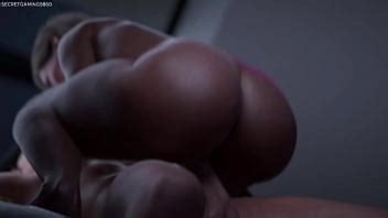 Belle mère baisée durement par un étalon blanc pouces Il remplit une MILF chaude avec une énorme