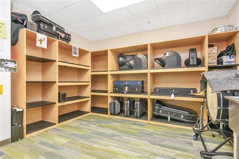 EAST LAKE ELEMENTARY SCHOOL - Innovative Office Solutions