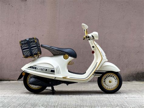 Piaggio Vespa 946 Christian Dior Car Farm