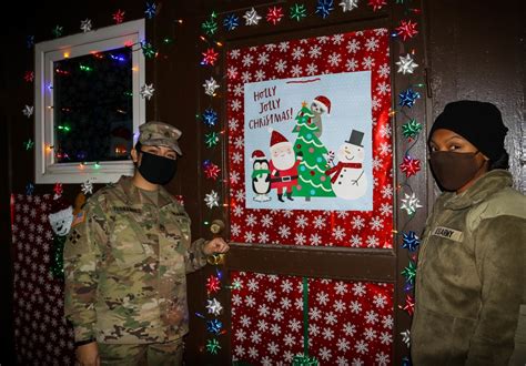 Dvids Images Soldiers Decorate For The Holidays At Camp Bondsteel