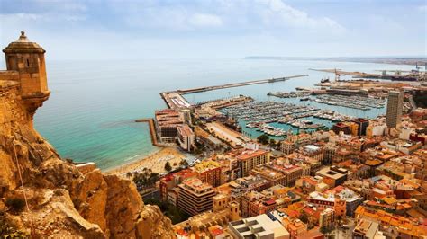 Port of Alicante - backiee