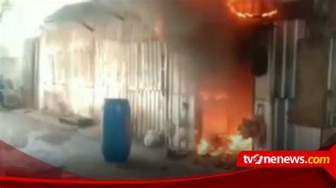 Pasar Relokasi Kota Batu Kembali Terbakar Tujuh Kios Hangus