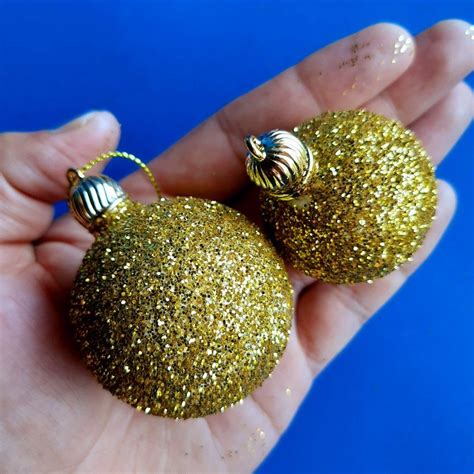 Esferas Con Bolas De Unicel Y Diamantina Navidad Como Hacer Esferas