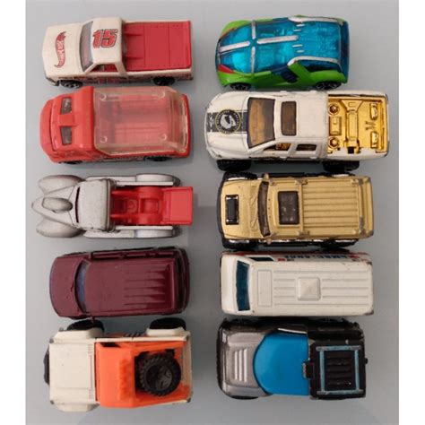 Lote C Carros Hot Wheels E Maisto Ler Descri O Shopee Brasil