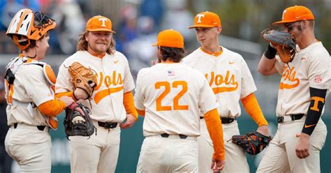 Tennessee Vols in the national baseball polls | May 22