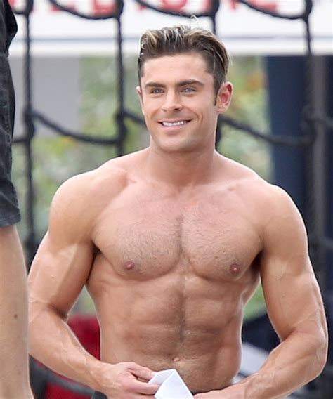 Zac Efron Reveals Relationship Status With Baywatch Co Star Alexandra