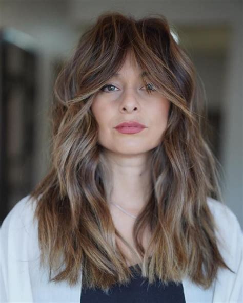 Chopped Bronde Hairstyle For Thick Hair Honey Brown Hair Light Brown Hair Dark Hair Blonde