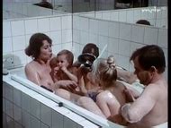 Barfuß ins Bett nude pics page 1