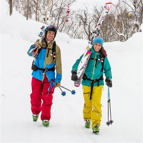 8 Things Skiing Together Can Teach Us About Love