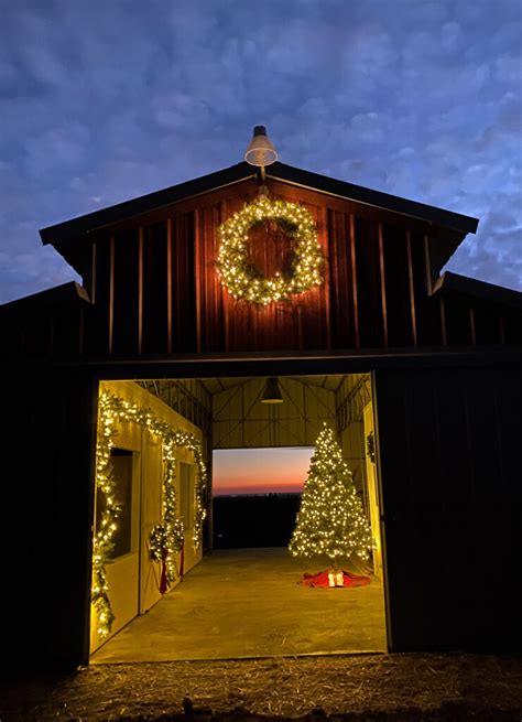 How To Decorate Your Barn For Christmas Thermaland Oaks