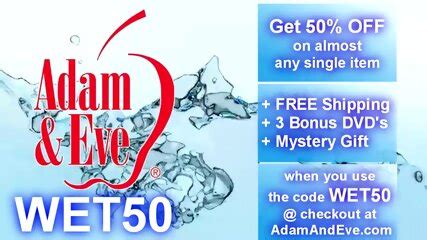 Lesbian Pussy Creaming Using Strapless Strap On