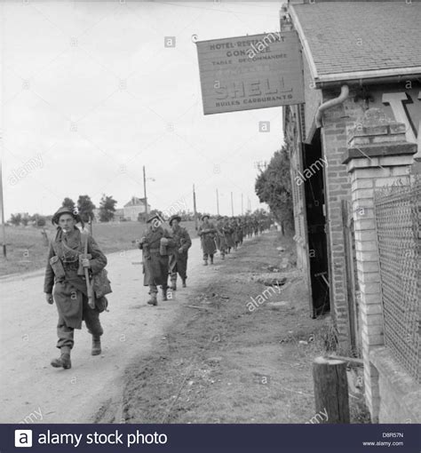 The British Army In Normandy 1944 B5289 Stock Photo Royalty Free Image