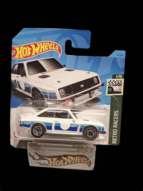 Hot Wheels Retro Racers Ford Escort RS S Neu und originalverpackt in Adlikon für