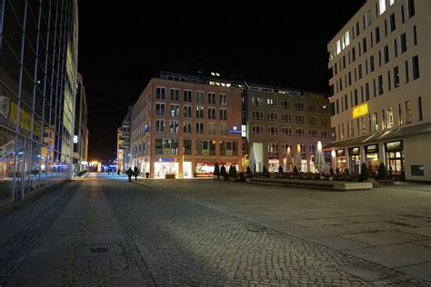 ملف Der Düsseldorfer Platz in Chemnitz 2015 المعرفة